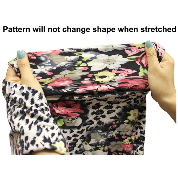 🌟SOLD🌟Buttery Soft Floral Leggings - Picture 3 of 3